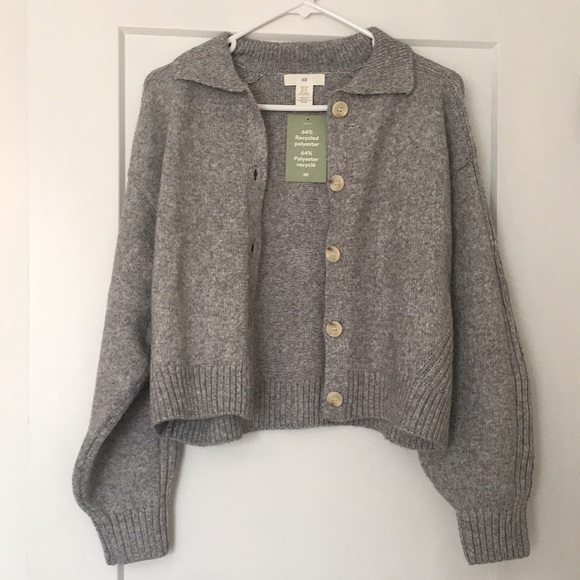 H&M Sweaters - NWT H&M Grey Knit Button-Up Cardigan